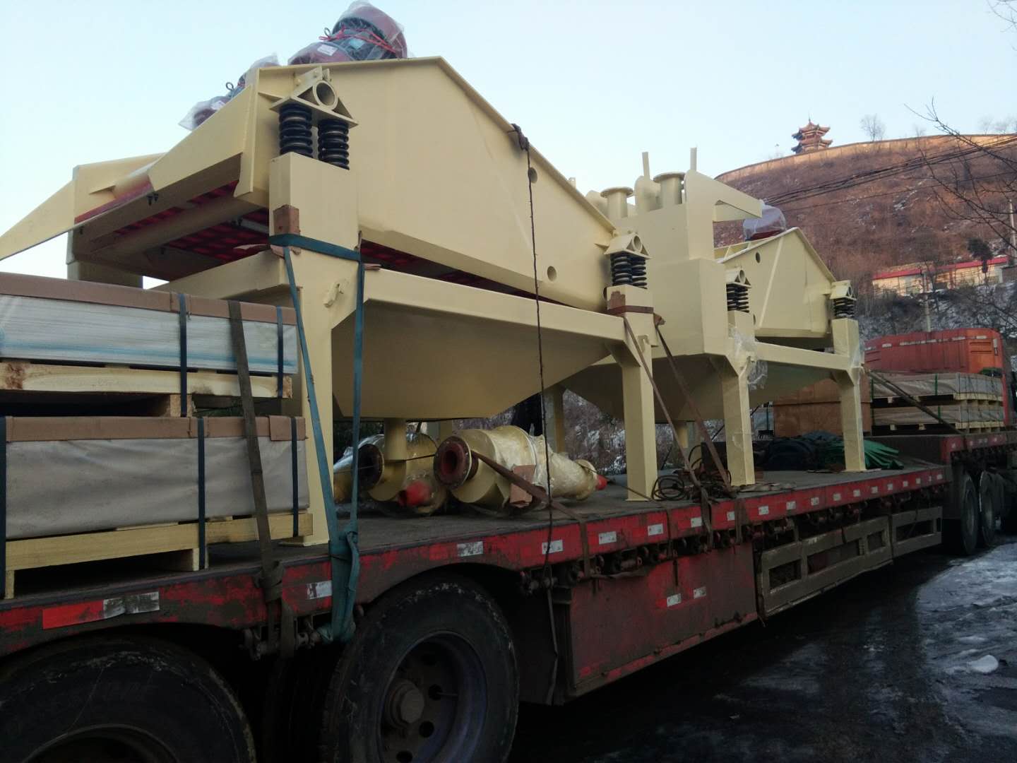 2018��Ԫ��12�հl(f��)���Ϻ���h(hu��n)���O�����޹�˾�ļ�ɰ���ՙC��Óˮ�Y